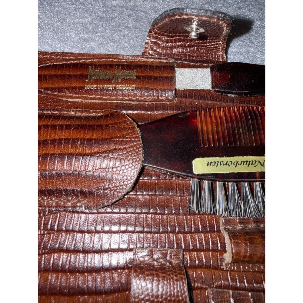 Rare Neiman Marcus West‎ Germany Travel Kit Embossed Leather Case & Accessories - Picture 4 of 7